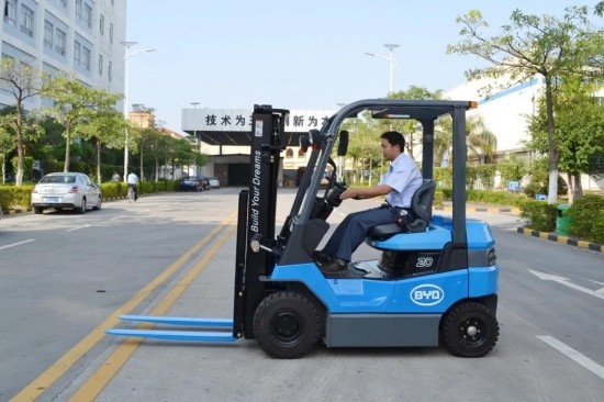 快看！原來(lái)這么多“企業(yè)”都選擇比亞迪叉車(chē)！